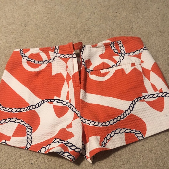 Lilly Pulitzer Orange and White Shorts - Picture 3 of 4